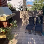 Apartment Mediterranes Mit Grillbereich, Liegen Im Garten, Privatparkplatz, Wifi *
